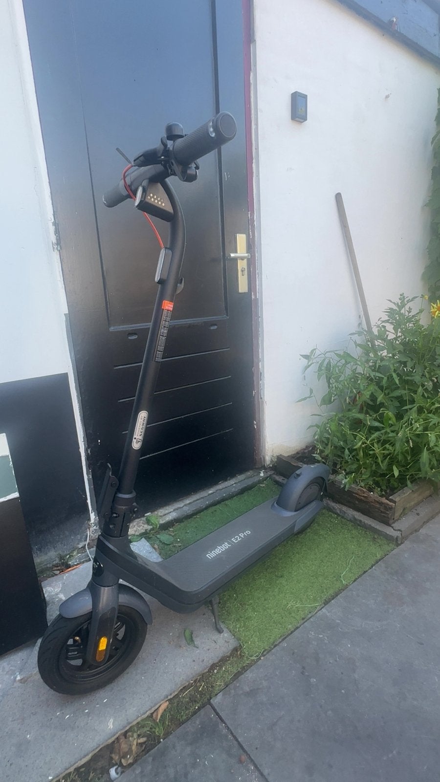 Electriche step, Ophalen, Zo goed als nieuw, Elektrische step (E-scooter)