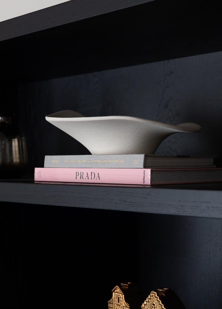 PRADA The Modern Luxury Series, Ophalen of Verzenden, Nieuw