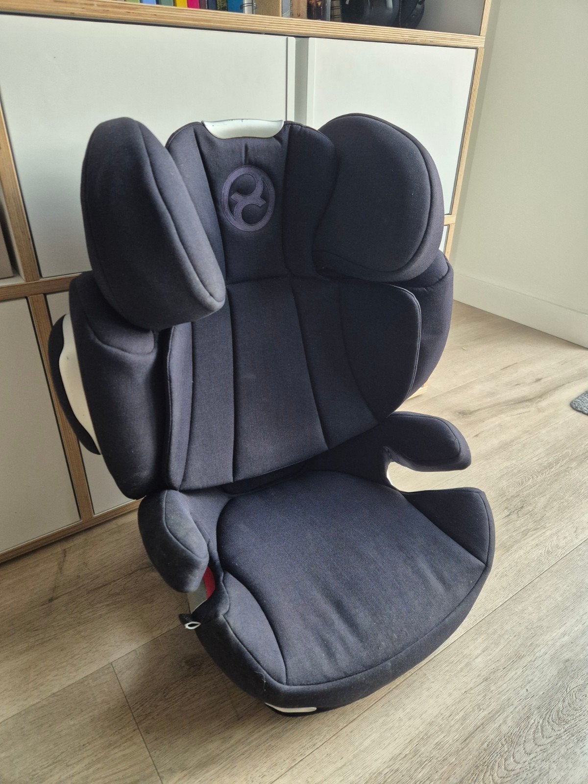 Cybex autostoel - donkerblauw- Zo goed als nieuw, Kinderen en Baby's, 15 t/m 36 kg, Verstelbare rugleuning, Zo goed als nieuw