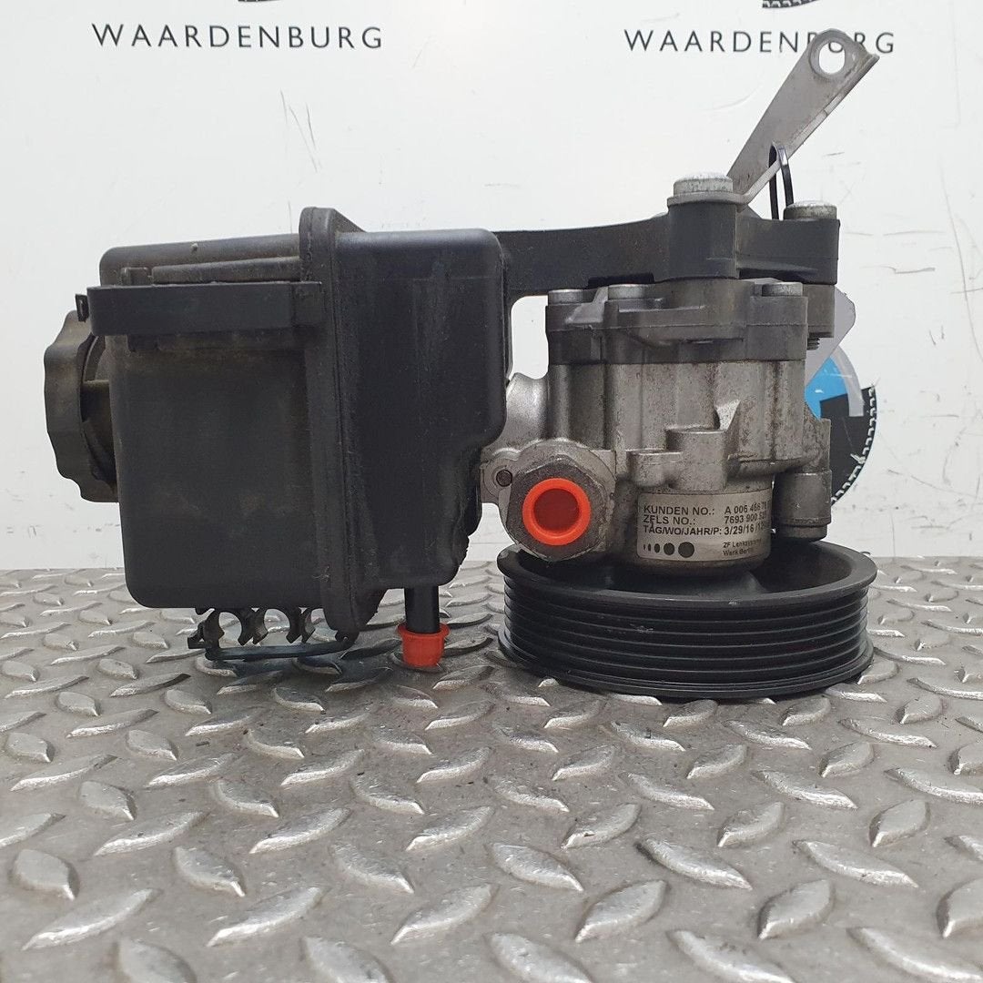 MERCEDES SPRINTER 316 CDI L3H2 STUURPOMP 7693900525 2016, Ophalen of Verzenden, Gebruikt, Stiba lid