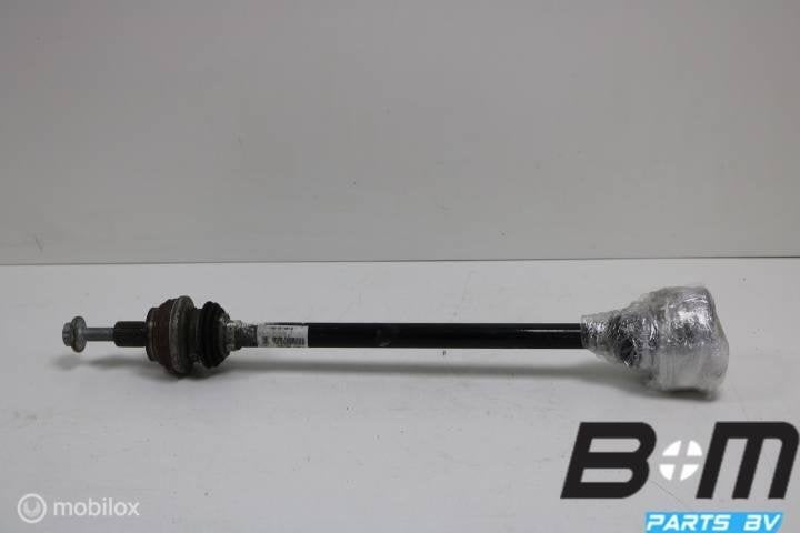 Aandrijfas rechtsachter VW Passat B8 3Q0501204D, Gebruikt