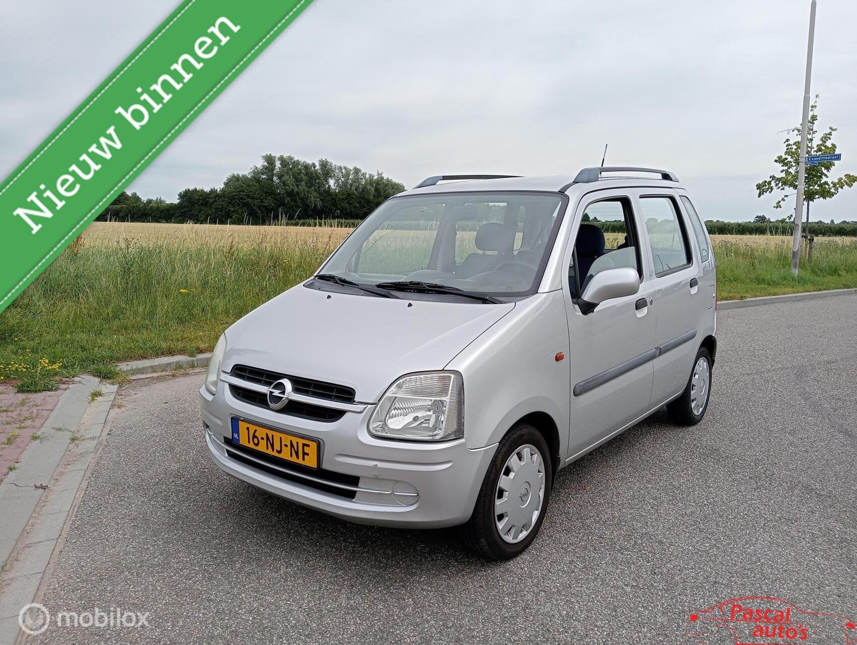 Opel Agila 1.2-16V Enjoy airco nw apk hoge instap, Voorwielaandrijving, Elektrische ramen, Stof, Origineel Nederlands