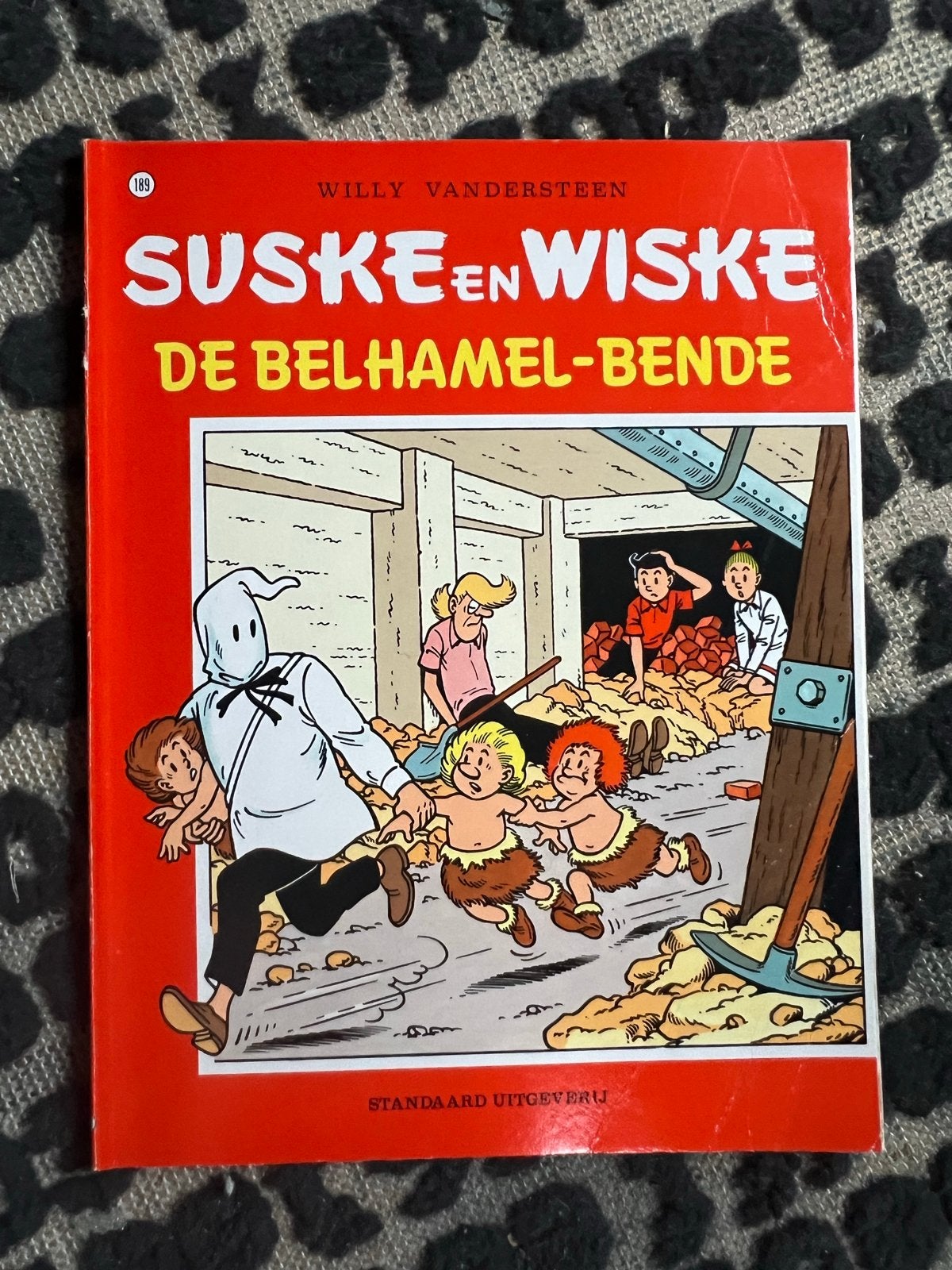 Suske en Wiske - De Belhamel-Bende (nr. 189), Eén stripboek, Ophalen of Verzenden, Gelezen