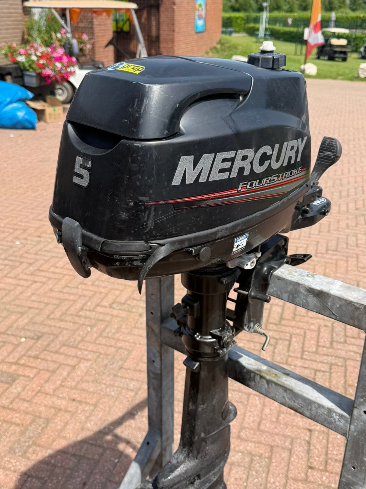 Mercury 5pk 4 takt langstaart loopt als een zonnetje! €399,-