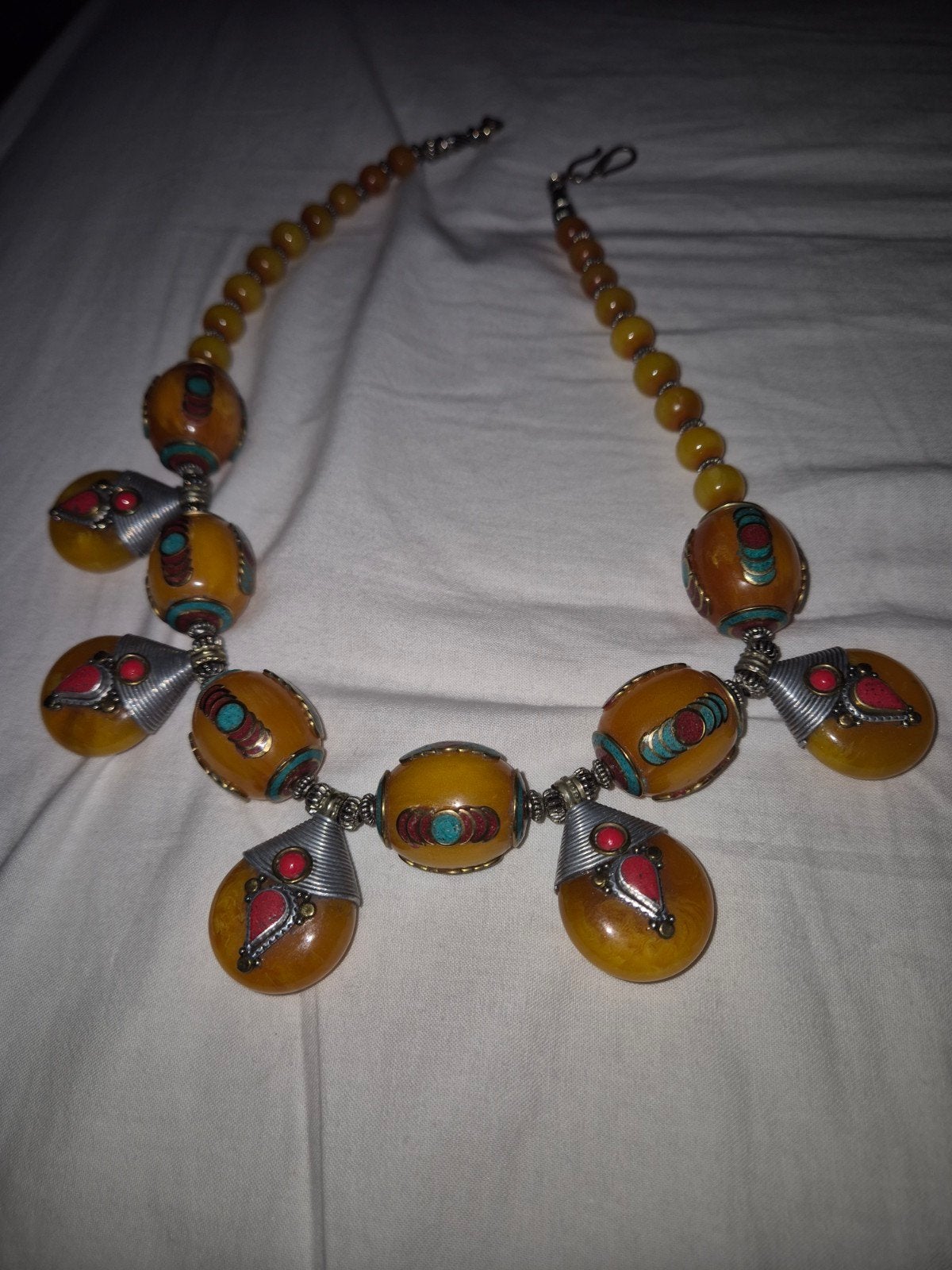 Vintage Berber ketting met barnsteen en koraal, Sieraden, Tassen en Uiterlijk, Ophalen of Verzenden