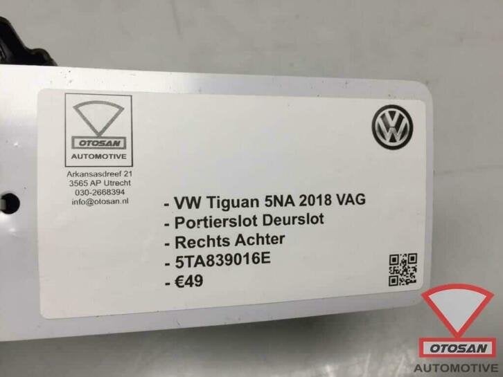 vw tiguan 5na vag portierslot deurslot rechts achter 5ta8390, Gebruikt, Volkswagen, Volkswagen AG, Achter