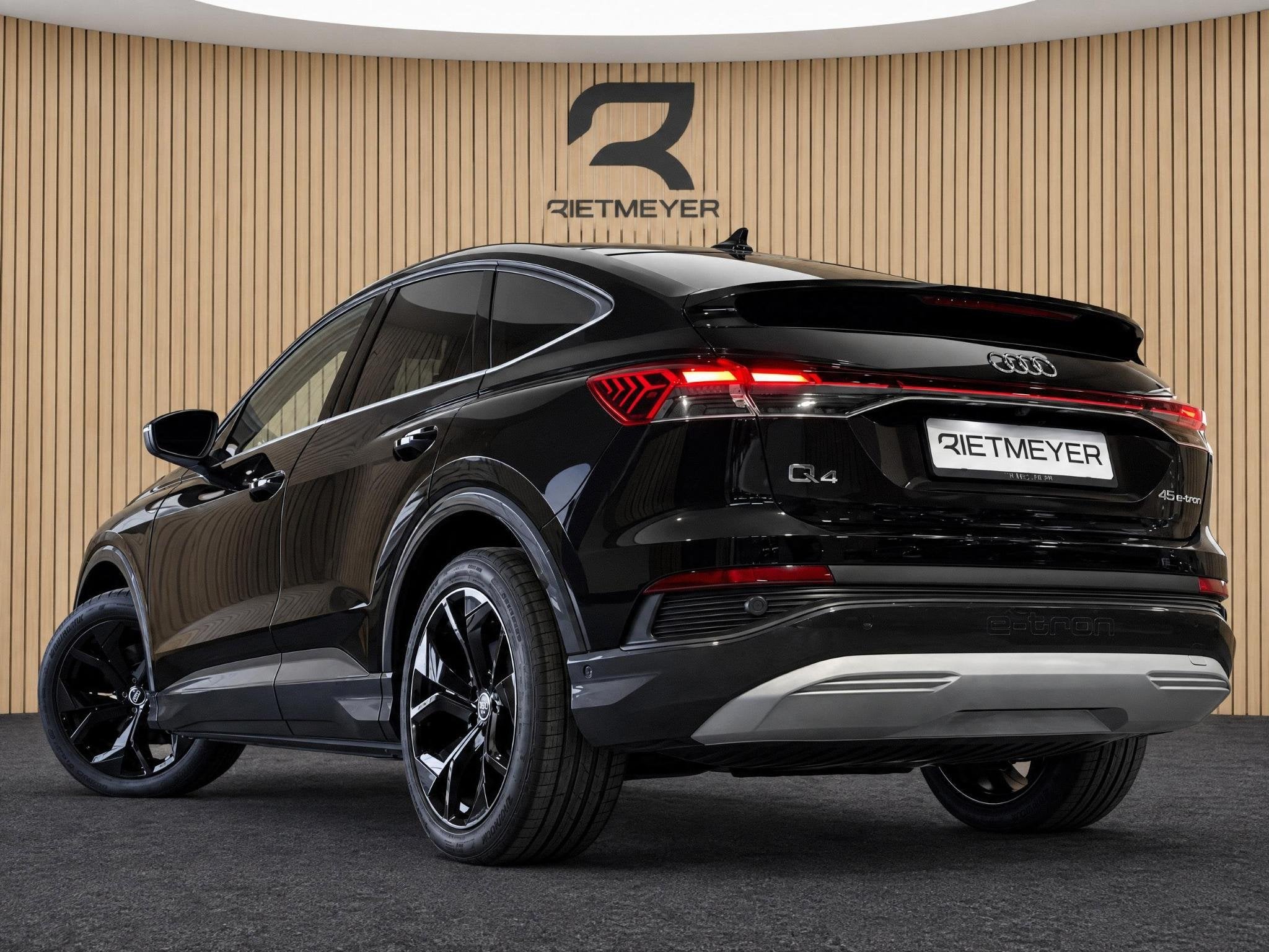 Audi Q4 Sportback e-tron 45 Edition 82 kWh |SONOS |Stoelverw, Auto's, 12 maanden, Gebruikt, Zwart, 82 kWh