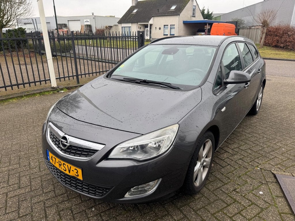 Opel Astra Sports Tourer 1.3 CDTi S/S Edition Airco, Trkhaak, Auto's, Voorwielaandrijving, Euro 5, 730 kg, Gebruikt