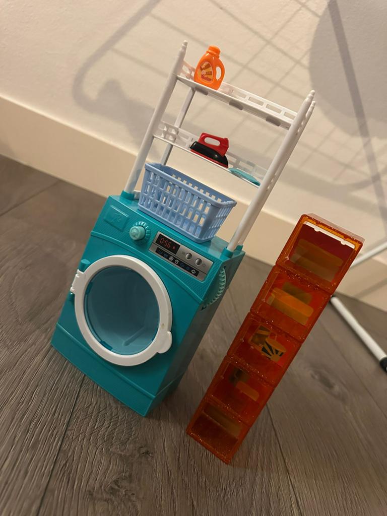 Barbie wasmachine, draait echt, Ophalen of Verzenden, Zo goed als nieuw, Poppenhuis