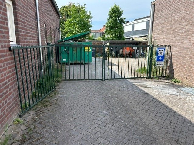 stalen poort, Ophalen of Verzenden, Gebruikt, IJzer, Spijlenhekwerk