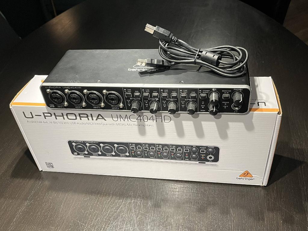 Behringer U-PHORIA UMC404HD, Ophalen, Gebruikt, Minder dan 5 kanalen, Microfooningang