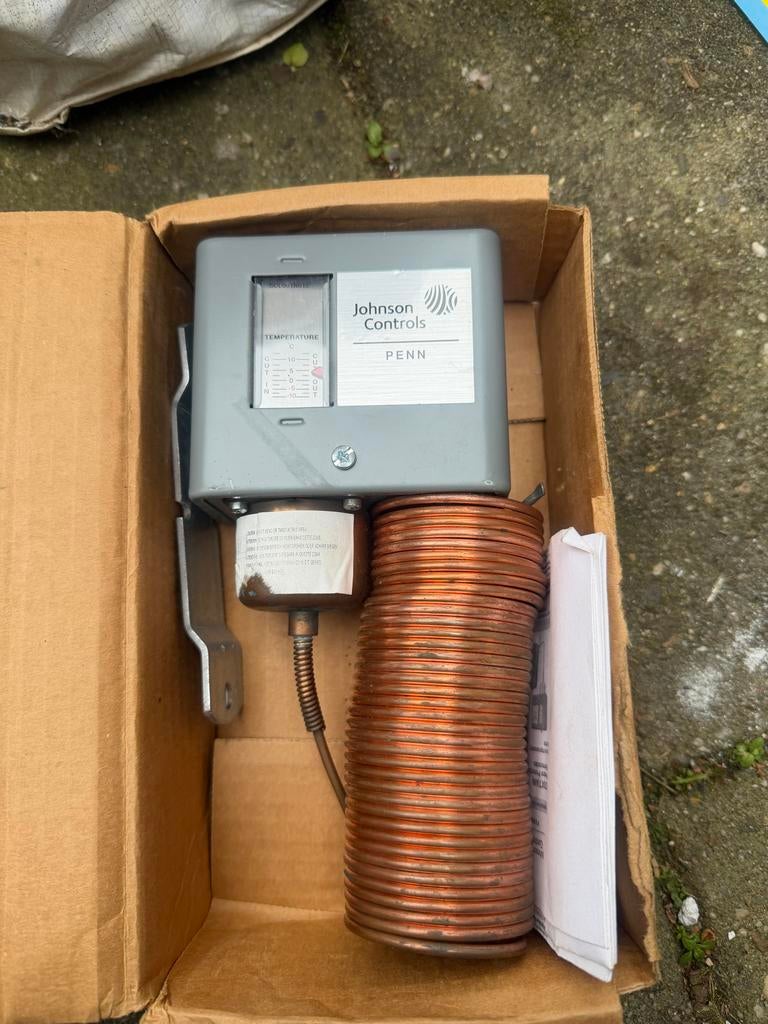 Johnson Controls PENN 270XT-95008 Temperatuurregelaar, Ophalen of Verzenden, Zo goed als nieuw