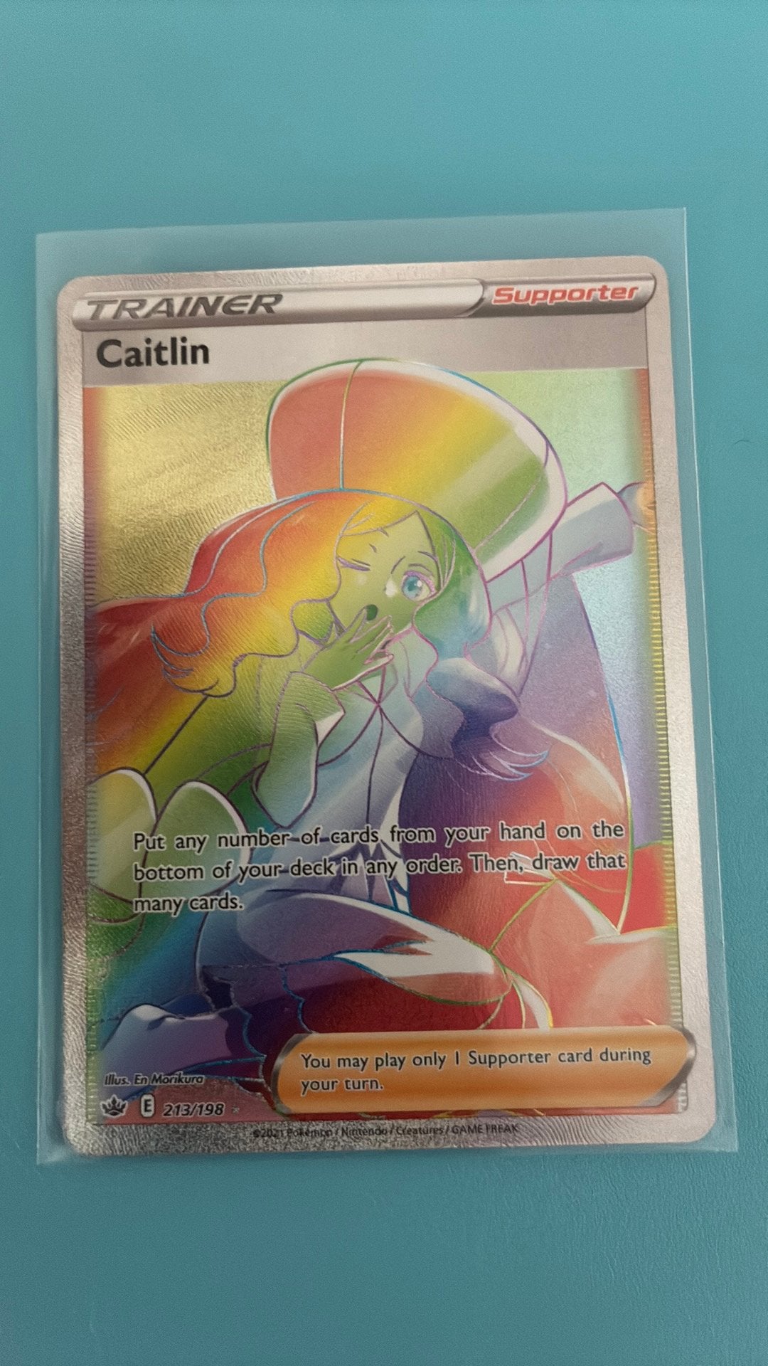 Caitlin 213 rainbow - Chilling Reign, Ophalen, Zo goed als nieuw