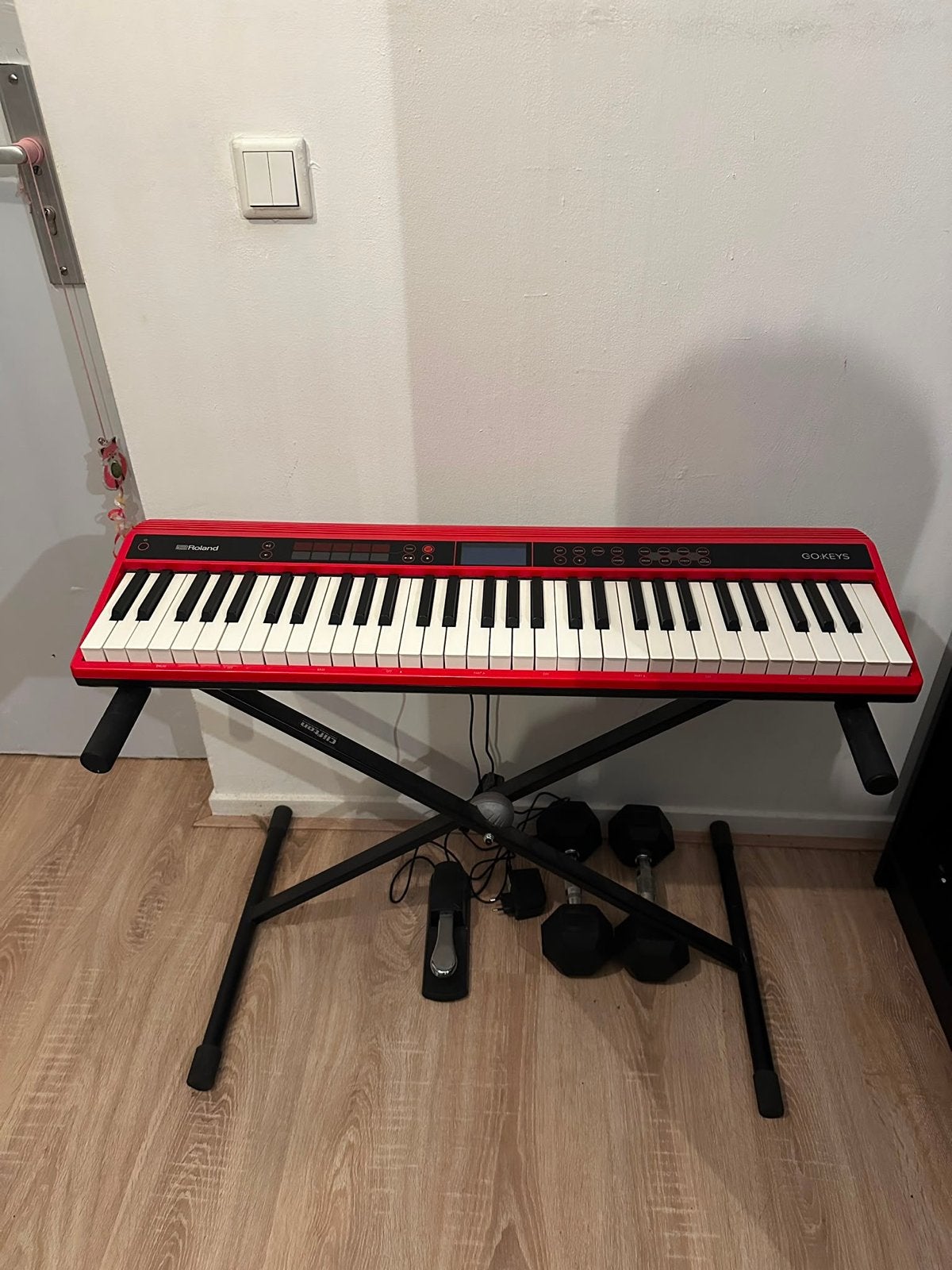 Roland GO:KEYS keyboard met standaard en pedaal, Ophalen, 61 toetsen, Roland, Zo goed als nieuw
