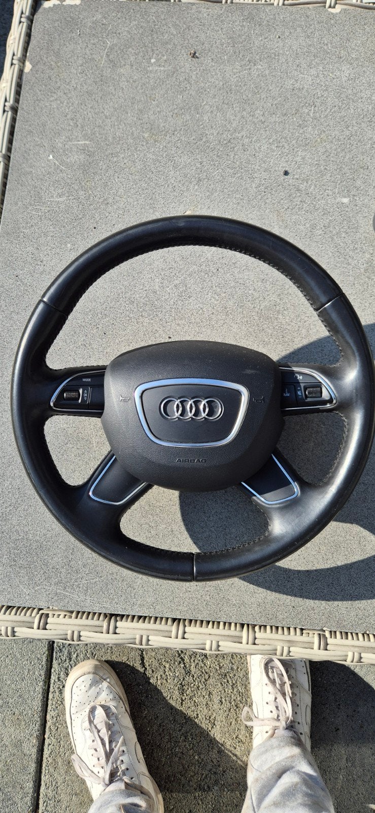 Audi A4 Avant(2012) stuurwiel met airbag