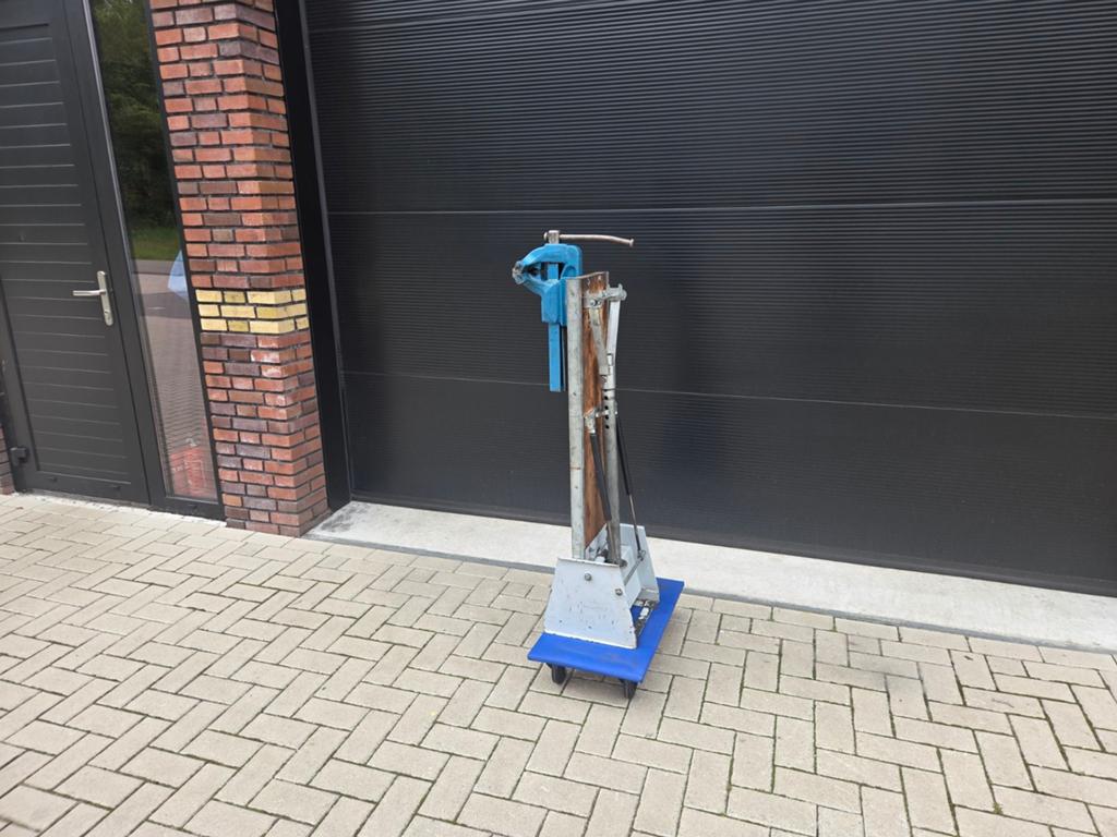 Heuer 140 mm sortimo uitklapsysteem bedrijfswagen inrichting, Auto diversen, Autogereedschap, Ophalen