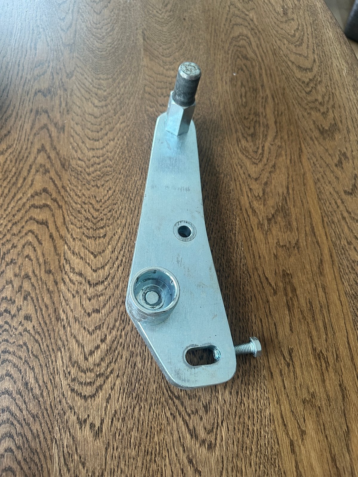 Adapter middenbok Triumph Street Triple bouwjaar 07/16, Ophalen, Gebruikt