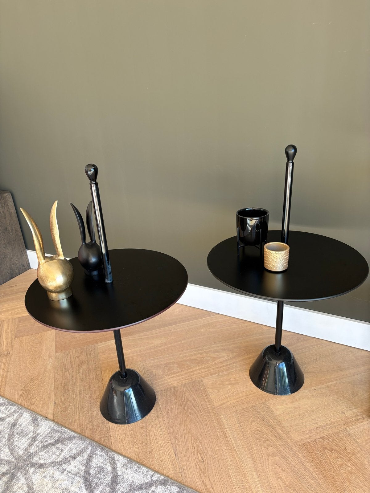 2 st Zwart / wit bijzettafel Zanotti, Huis en Inrichting, Tafels | Bijzettafels, Minder dan 55 cm, Gebruikt, Metaal of Aluminium