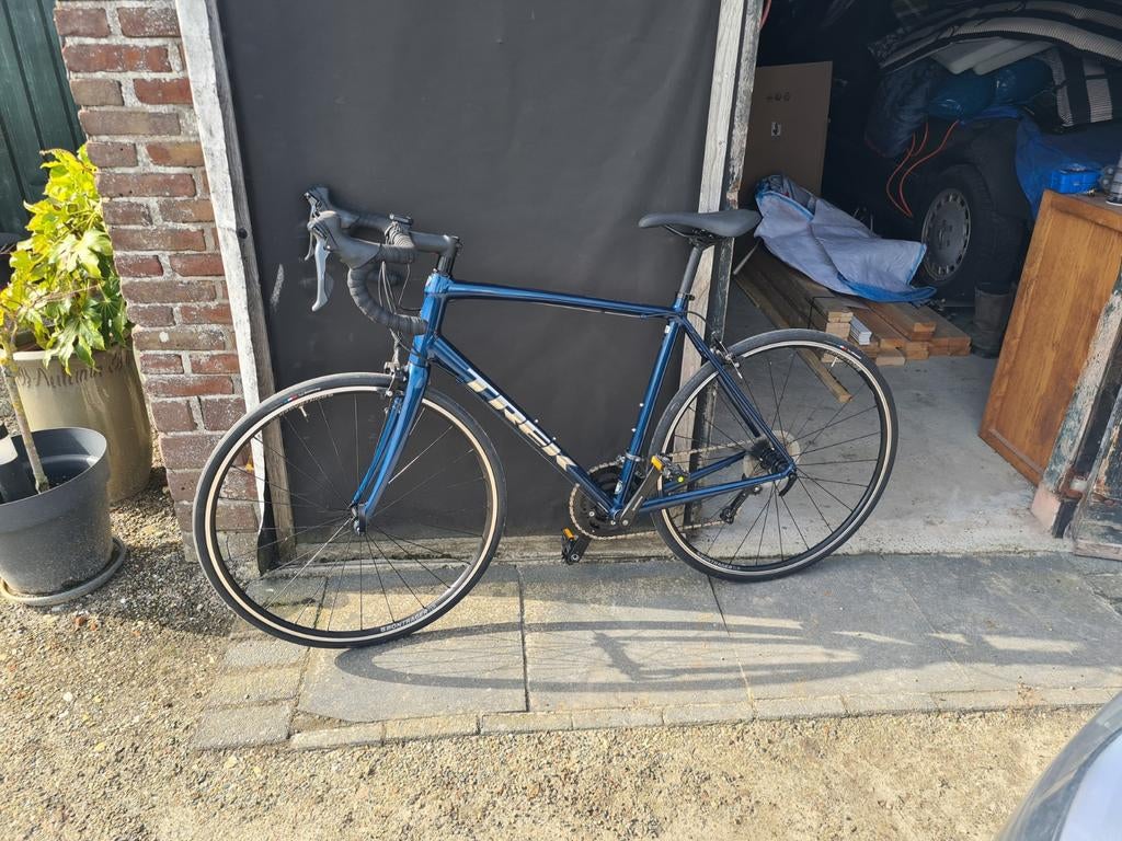 Racefiets Trek Domane AL 2 framehoogte 58cm, Fietsen en Brommers, Fietsen | Racefietsen, Aluminium, Zo goed als nieuw, 15 tot 20 versnellingen