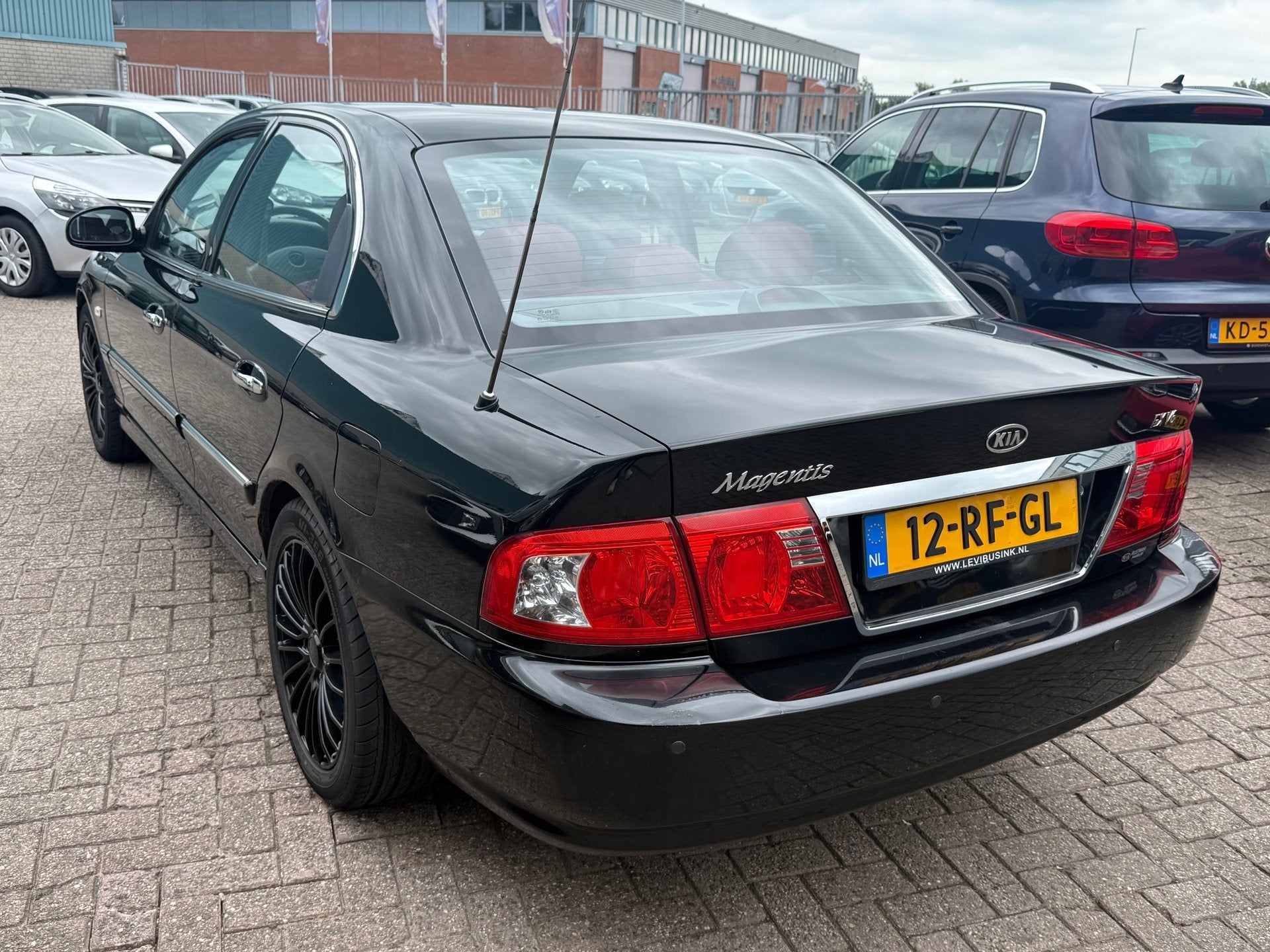 Kia Magentis 2.5 V6 EX Luxe Optima Automaat Airco Cruise Sch, Auto's, Gebruikt, Magentis, Zwart, 2493 cc