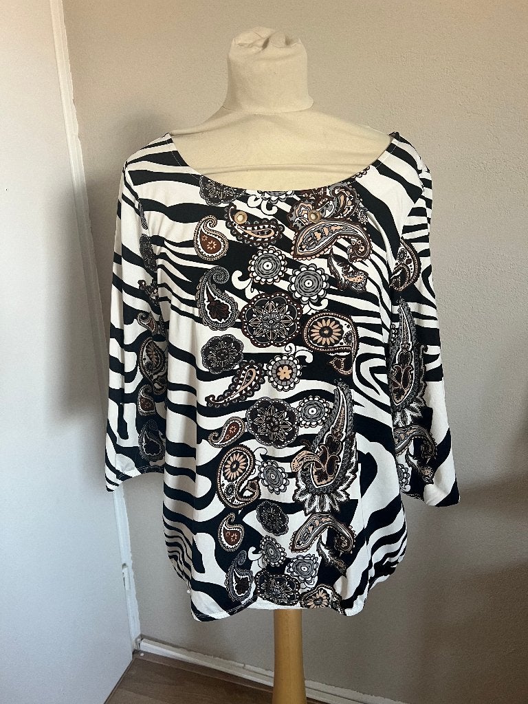 Zwart wit dames shirt / top K-Design maat XL, K-design, Wit, Maat 46/48 (XL) of groter, Ophalen of Verzenden