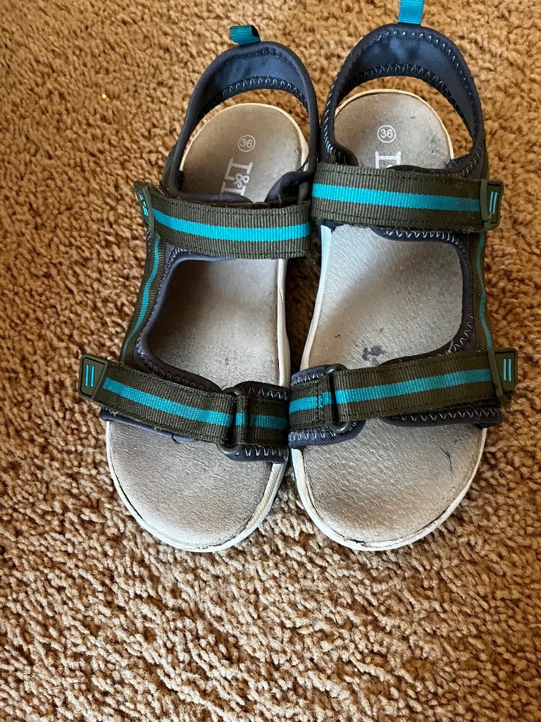 Sandalen jongen 36, Kinderen en Baby's, Kinderkleding | Schoenen en Sokken, Ophalen of Verzenden, Zo goed als nieuw, Jongen, Overige typen