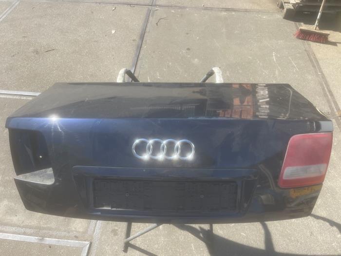 Achterklep van een Audi A8 (LZ5D), Gebruikt, Verzenden, -, Audi