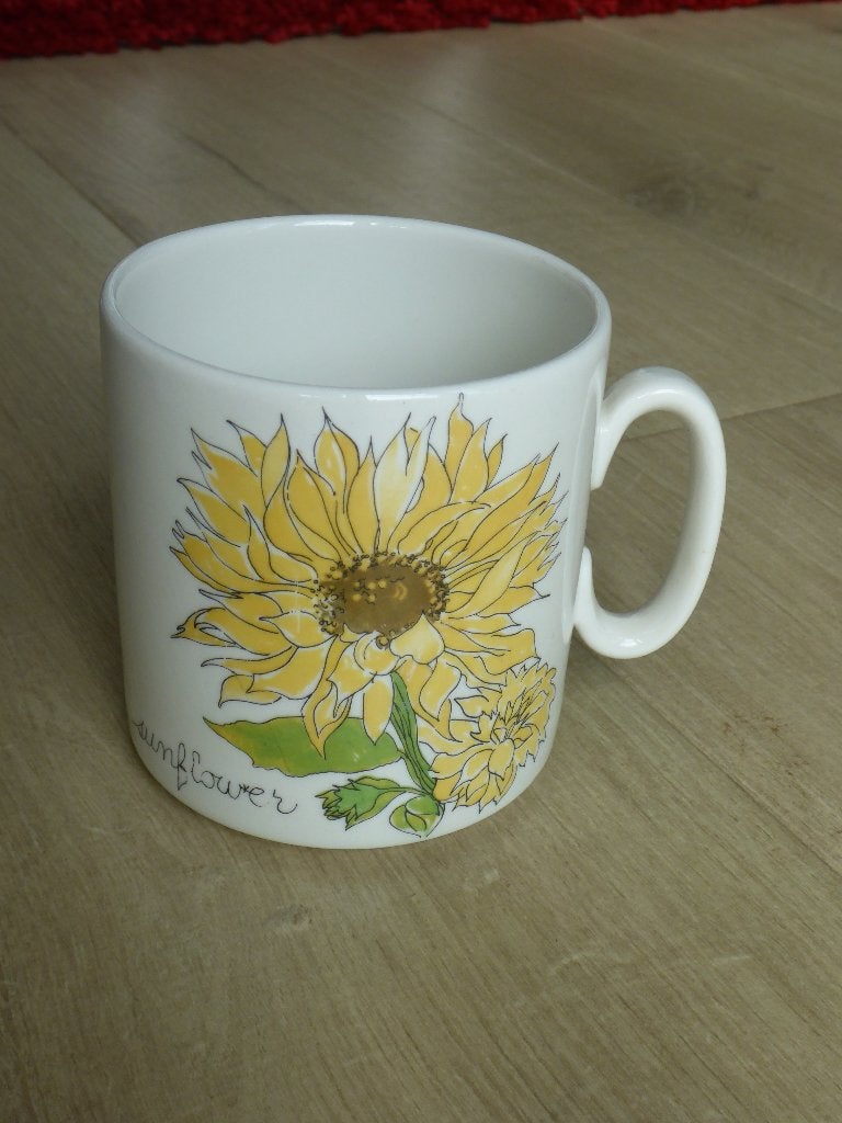 Beker, villeroy & boch sunflower., Villeroy & Boch, Vintage, Zo goed als nieuw, Porselein