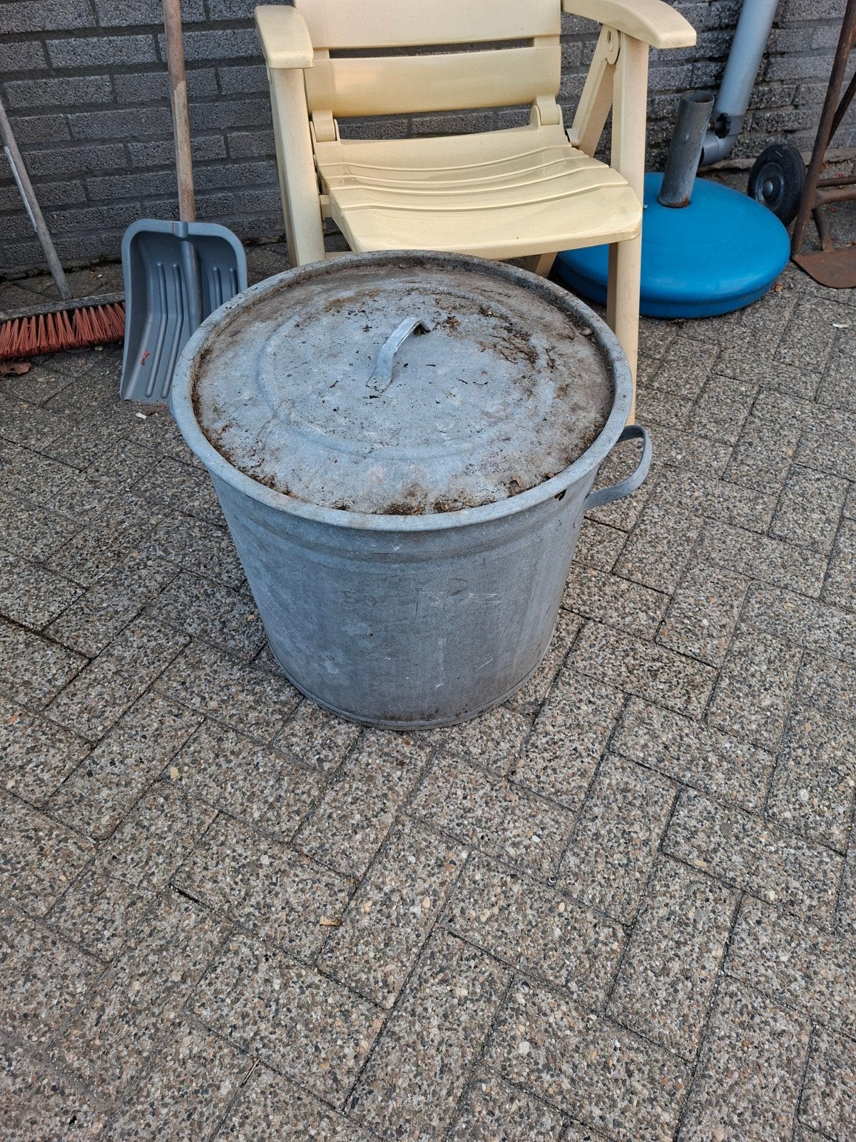 Grote gegalvaniseerde emmer met deksel - 50 liter, Ophalen