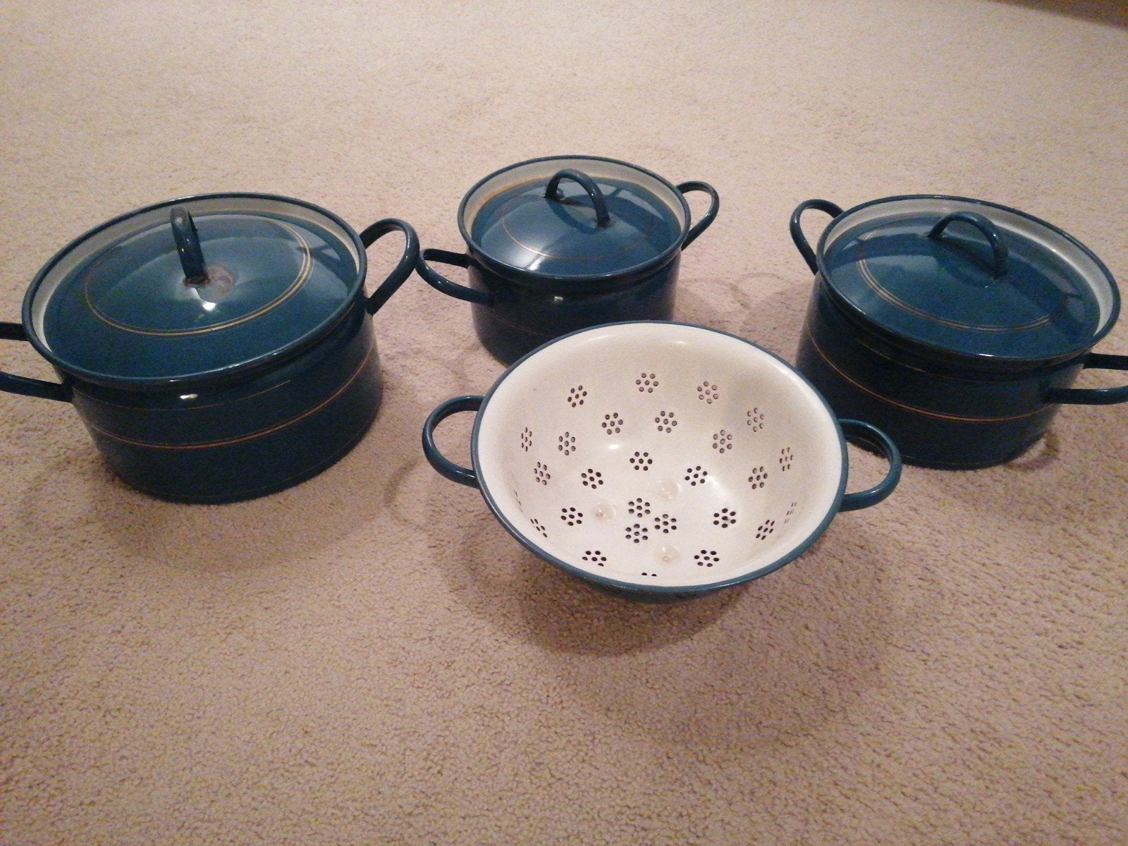 Complete pannenset met vergiet - Blauw emaille, Antiek en Kunst, Ophalen