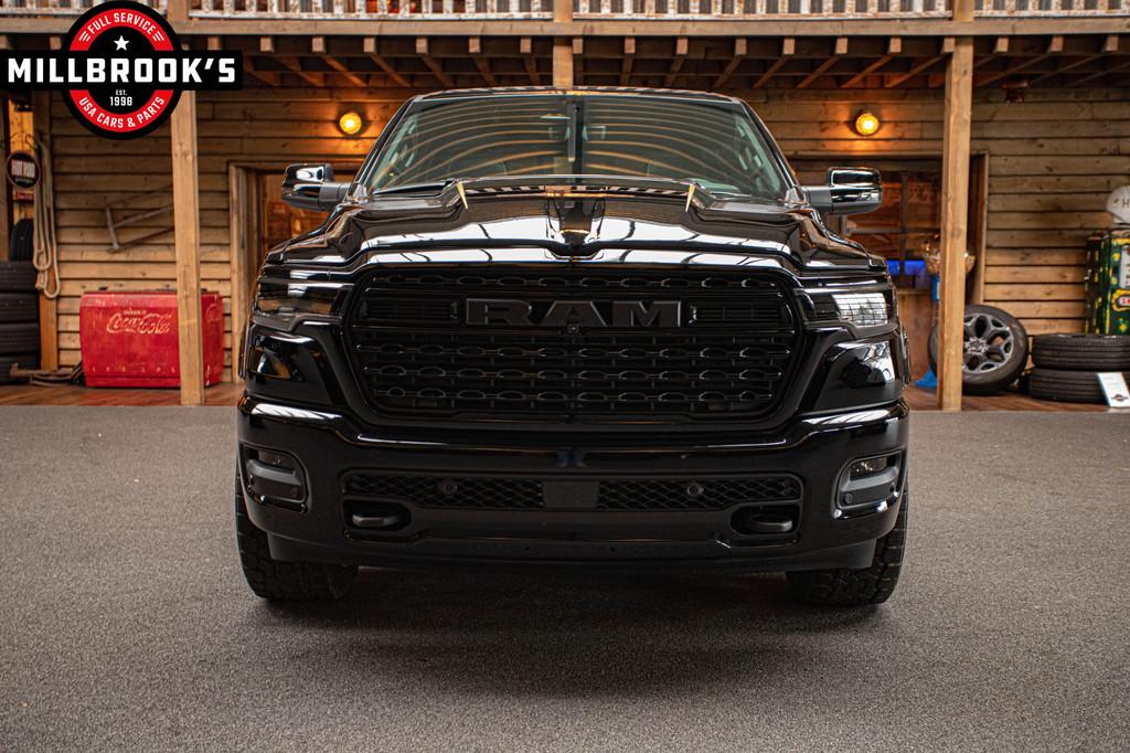Dodge Ram 1500 limited H/O 540PK Widebody, Luchtvering, Mass, Automaat, 2993 cc, Zwart, Bedrijf