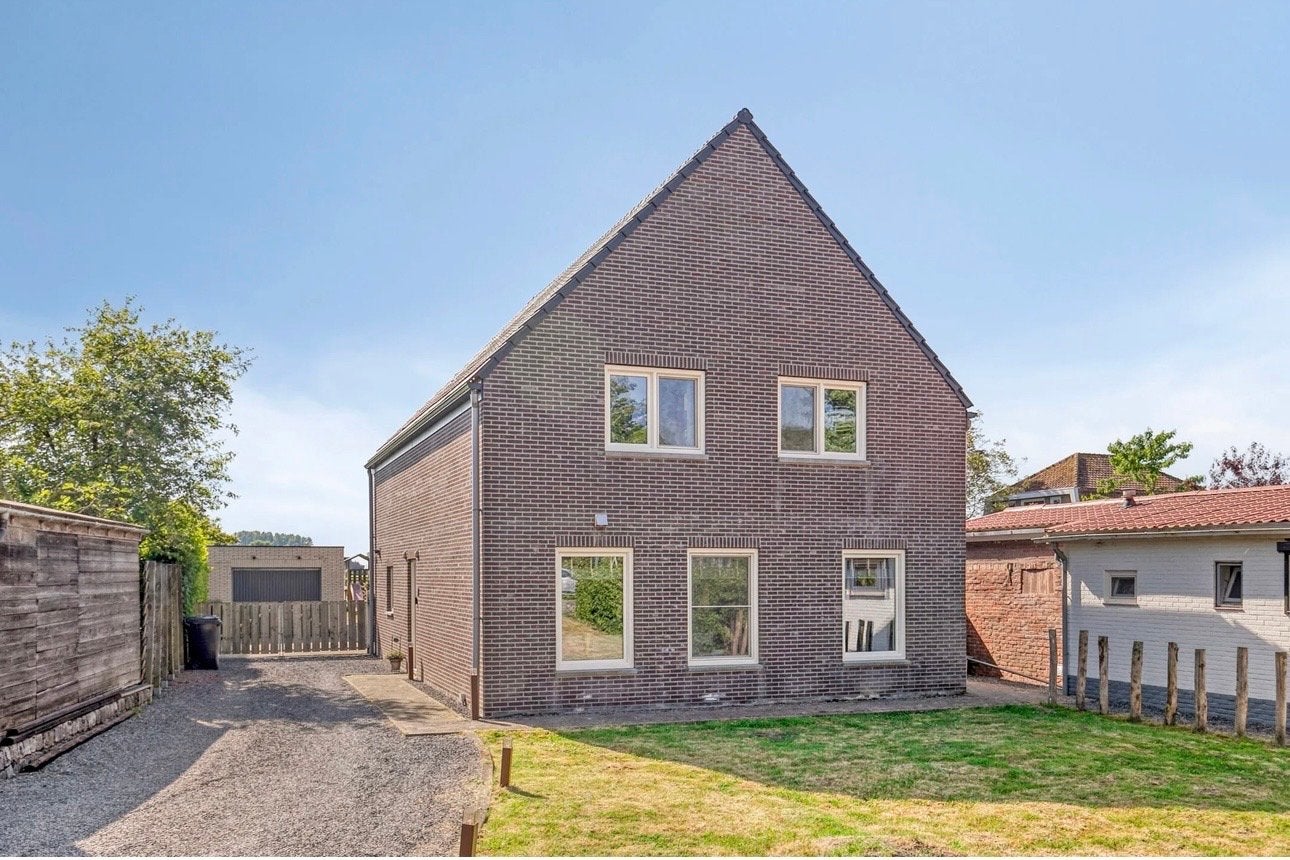Vrijstaande woning in de polder, 500 tot 1000 m², 5 kamers, Zeeland, Vrijstaande woning