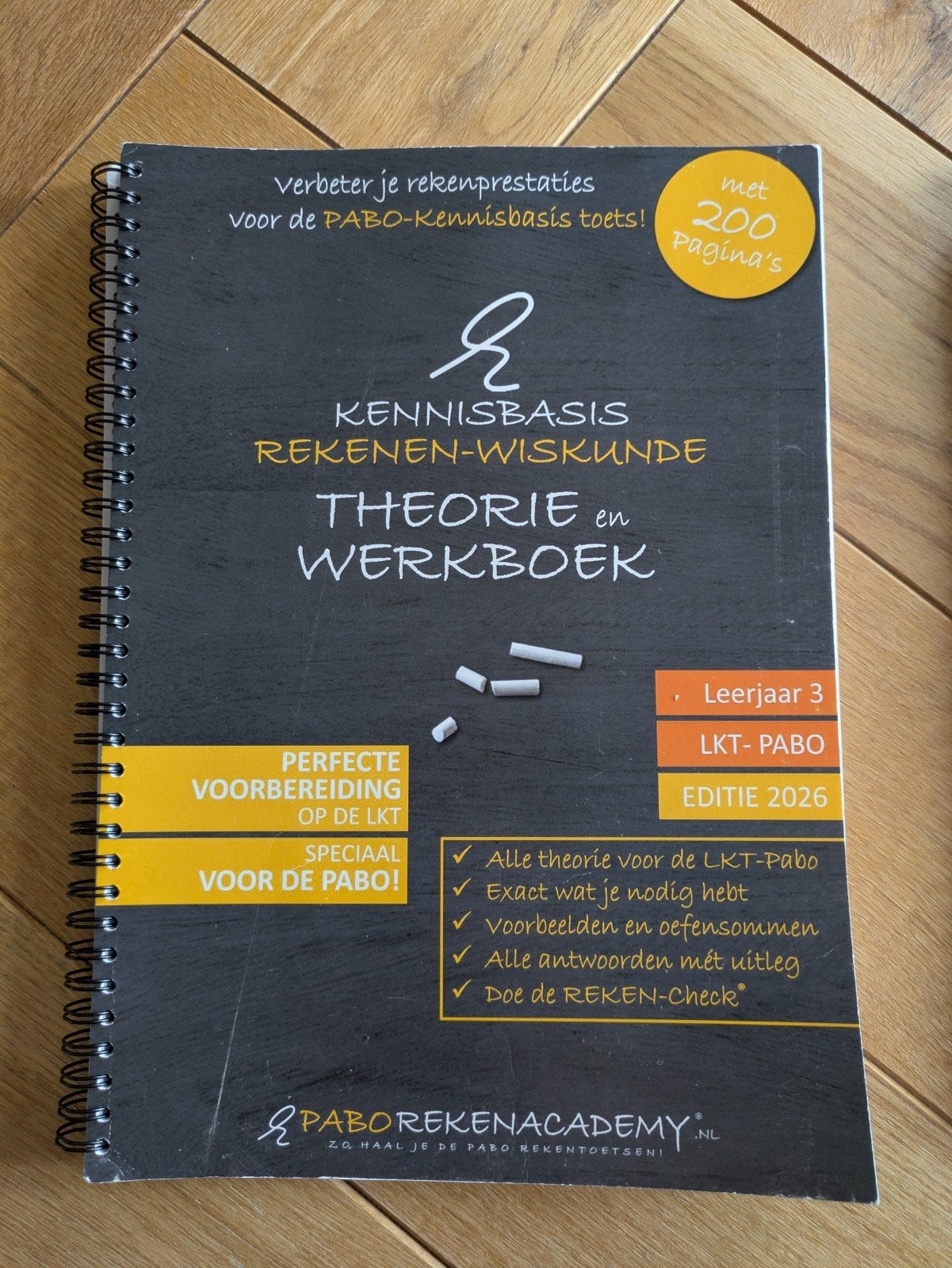 PABO Kennisbasis Rekenen-Wiskunde Theorie en Werkboek, Zo goed als nieuw, Julia en Barbara (Paborekenacademy), Beta, HBO