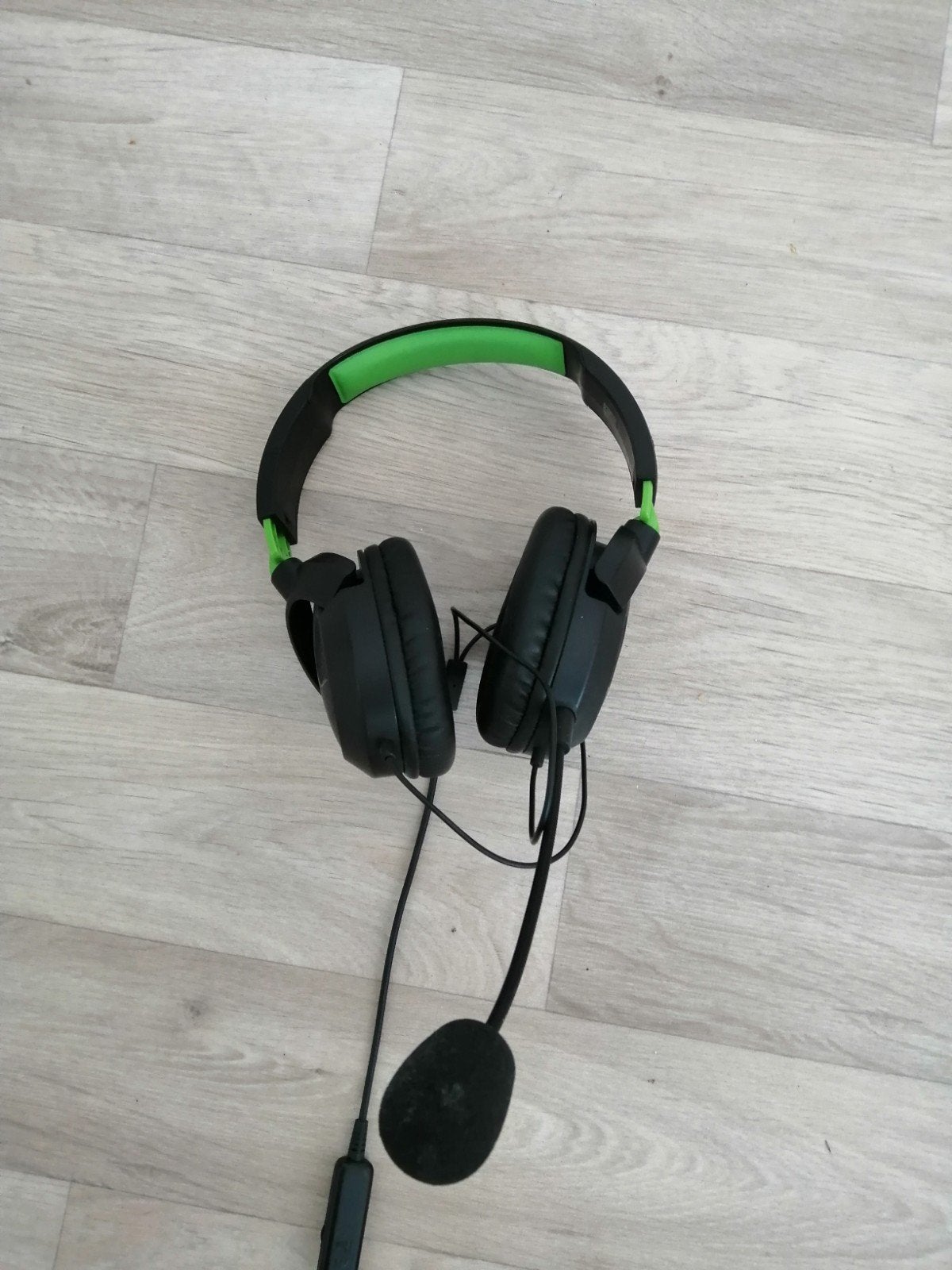 headset met microfoon., Ophalen of Verzenden, Gebruikt, Bedraad, Over-ear