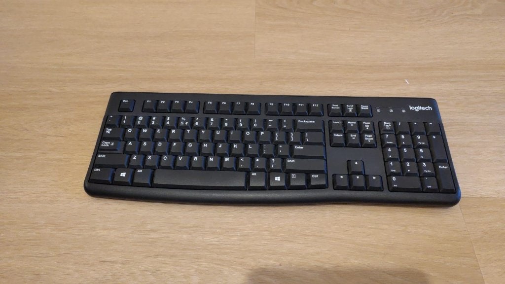 Logitech toetsenbord, Computers en Software, Toetsenborden, Ophalen, Zo goed als nieuw