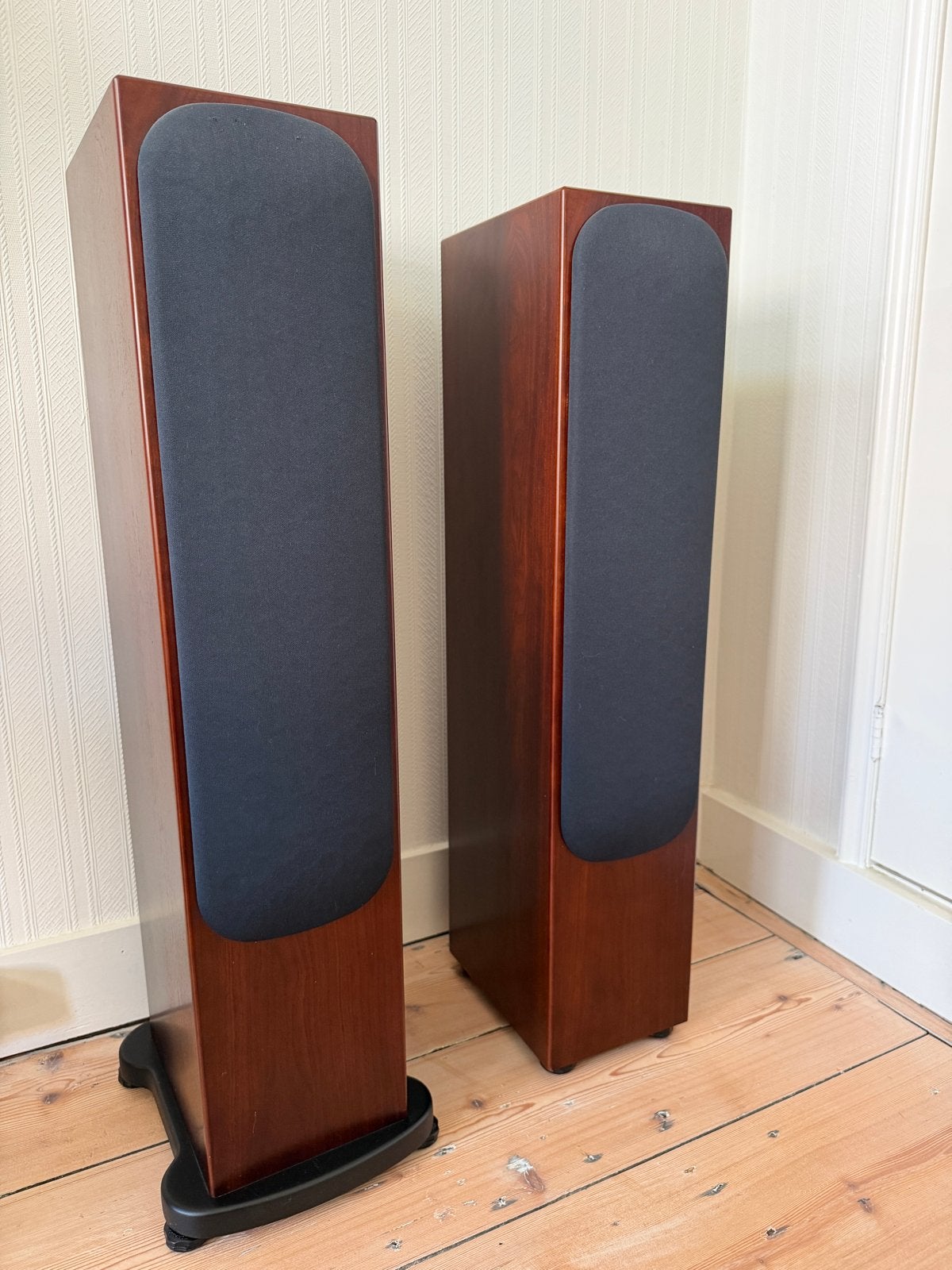 Monitor Audio Silver RS6 speakers
