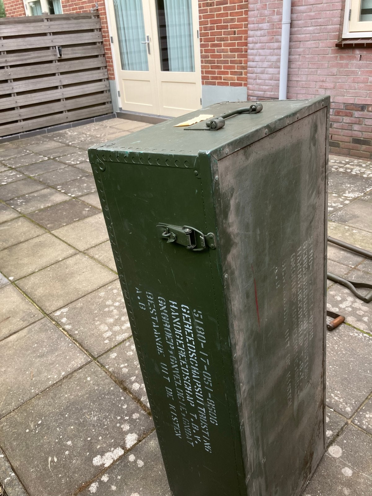 Militaire opslagkist - Ideaal voor speelgoed of opslag, Verzamelen, Ophalen, Overige soorten, Overige gebieden, Kist of Geocache