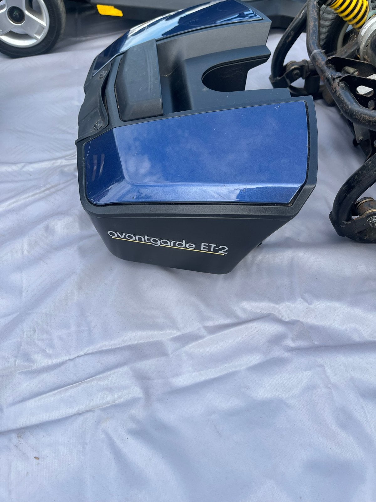 Foto 12 van Avantgarde ET2 scootmobiel geveerd blauw