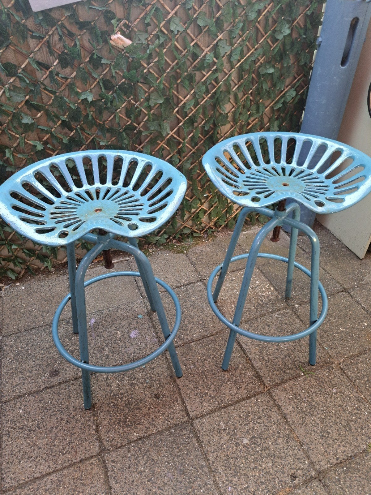 te koop 2 barkrukken, 2 krukken, Ophalen, 60 tot 90 cm