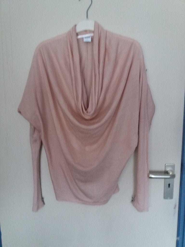 Een zalm kleurige tuniek met weit vallende hals., Overige kleuren, Nieuw, Ophalen of Verzenden, Maat 34 (XS) of kleiner