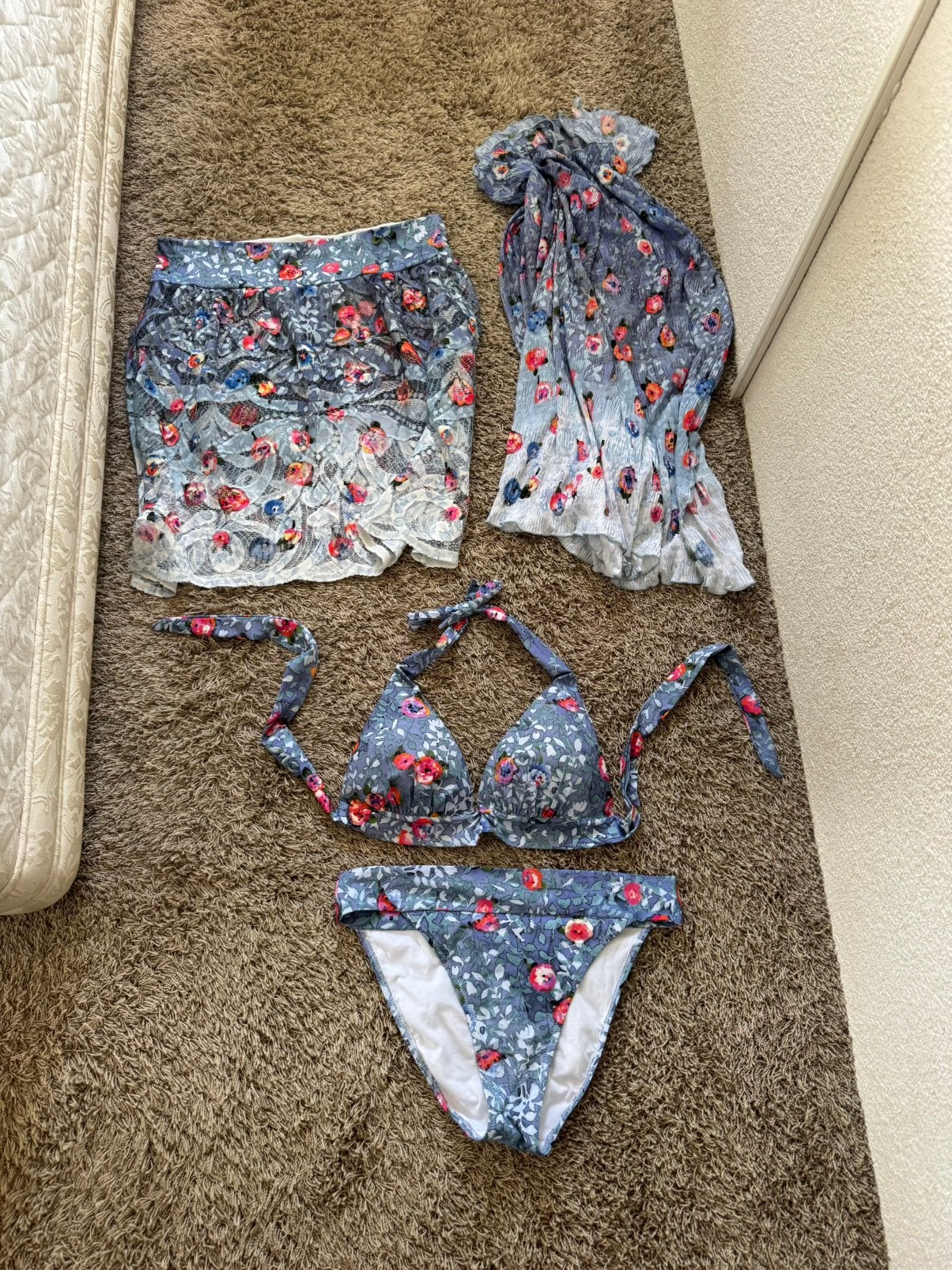 Pain de sucre bikini maat 80D met rok en pareo, Ophalen of Verzenden, Zo goed als nieuw, Bikini