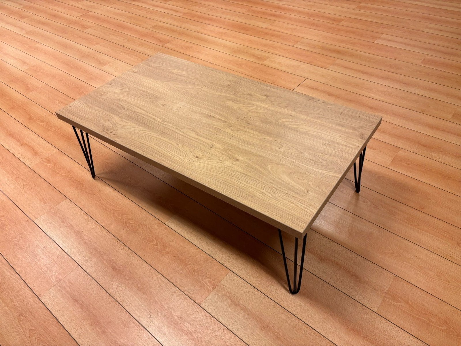 Stijlvolle salontafel, 100 tot 150 cm, Modern, Industrieel, 50 tot 100 cm, Zo goed als nieuw