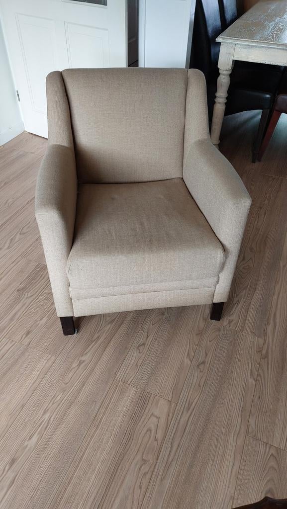 Gratis leuke stoel, zit heerlijk, Huis en Inrichting, Stoelen, Ophalen