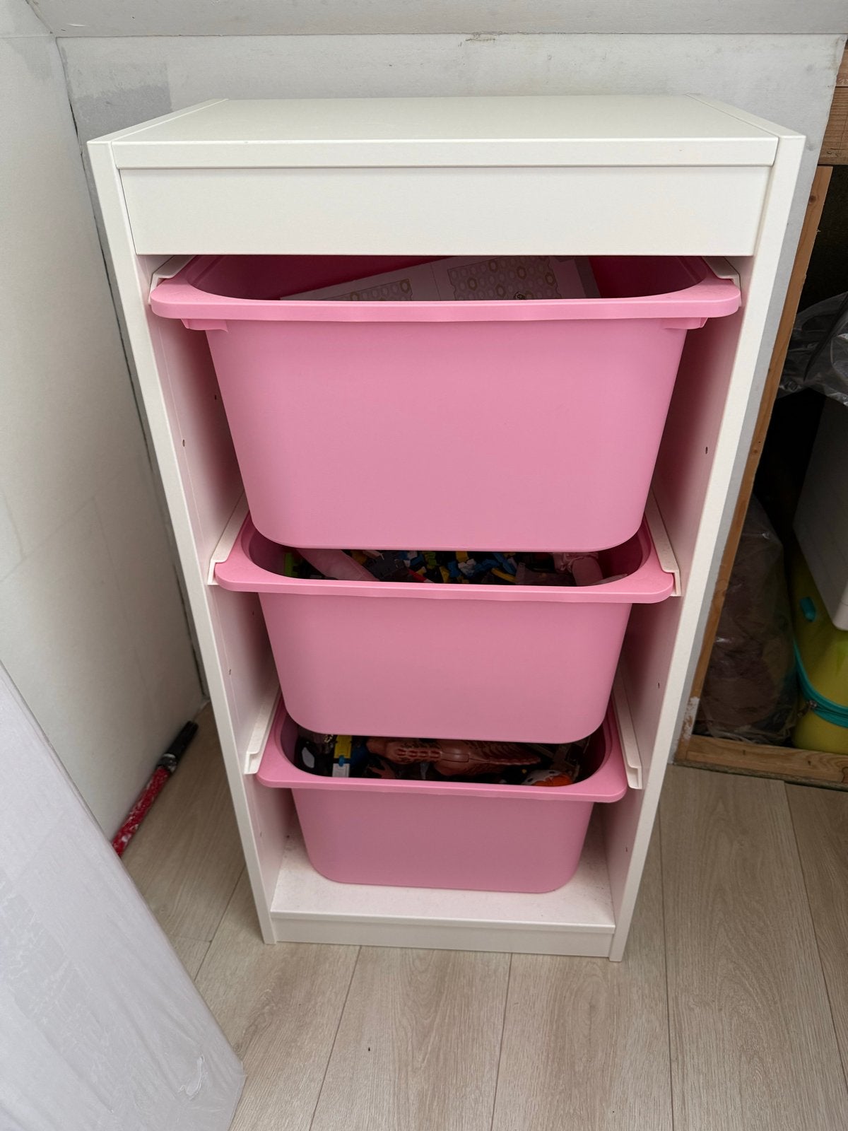IKEA Trofast opbergkast met roze bakken, Ophalen, Gebruikt