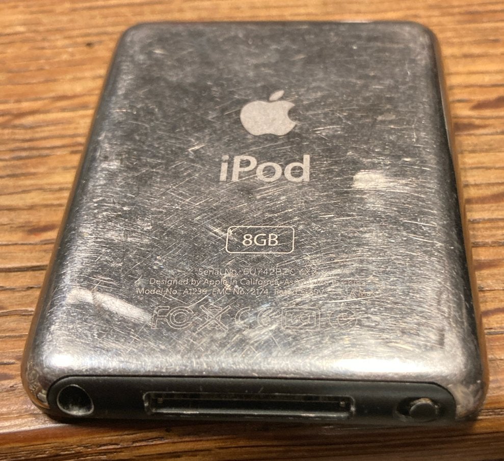Apple iPod Touch 8GB - Zilver, voor onderdelen handige Harry, Audio, Tv en Foto, Mp3-spelers | Apple iPod, Gebruikt, Touch, Ophalen of Verzenden