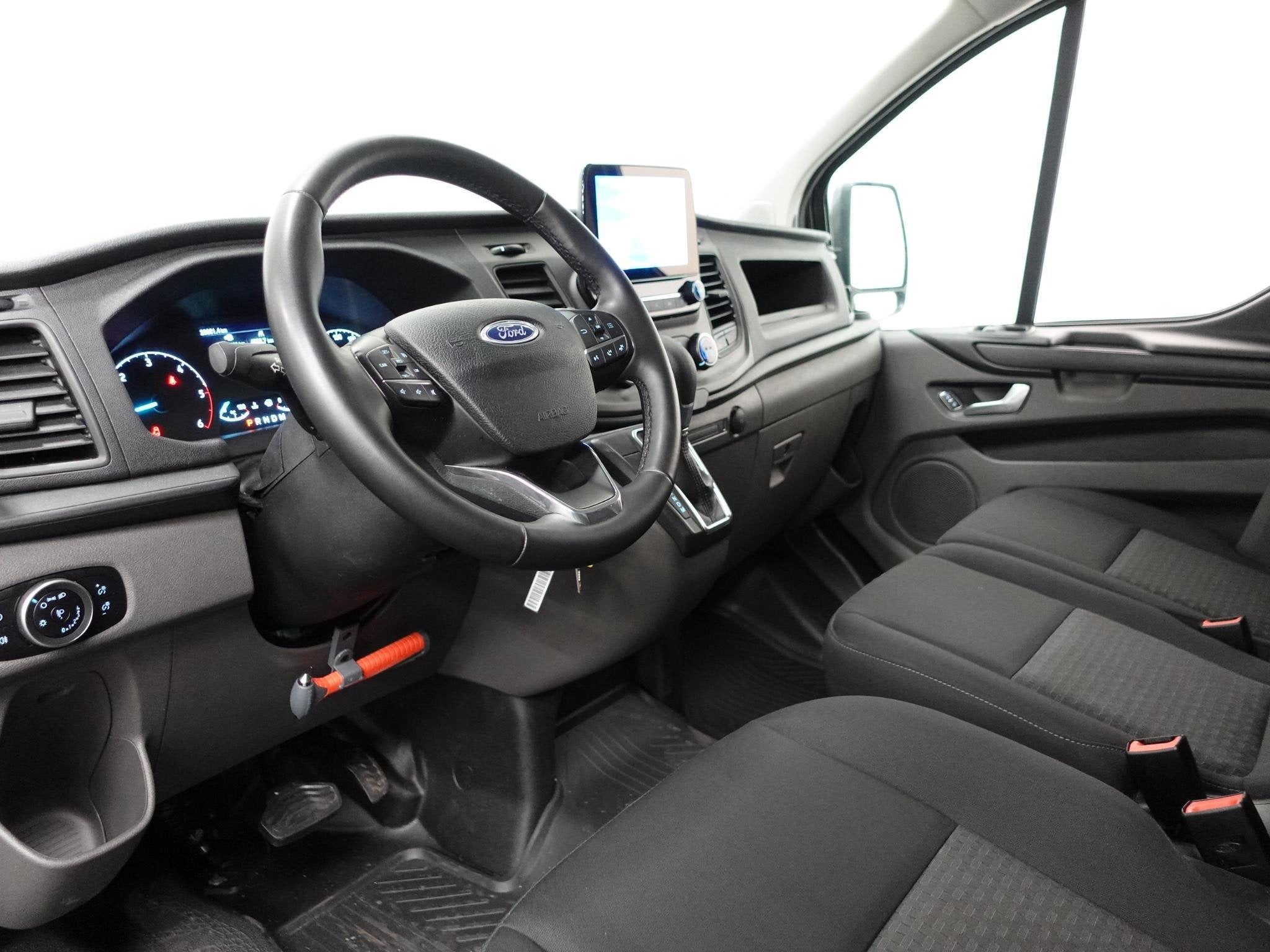 Ford Transit Custom 300 2.0 TDCI 130pk L2H1 Trend Automaat A, Stof, Euro 6, 4 cilinders, 129 pk