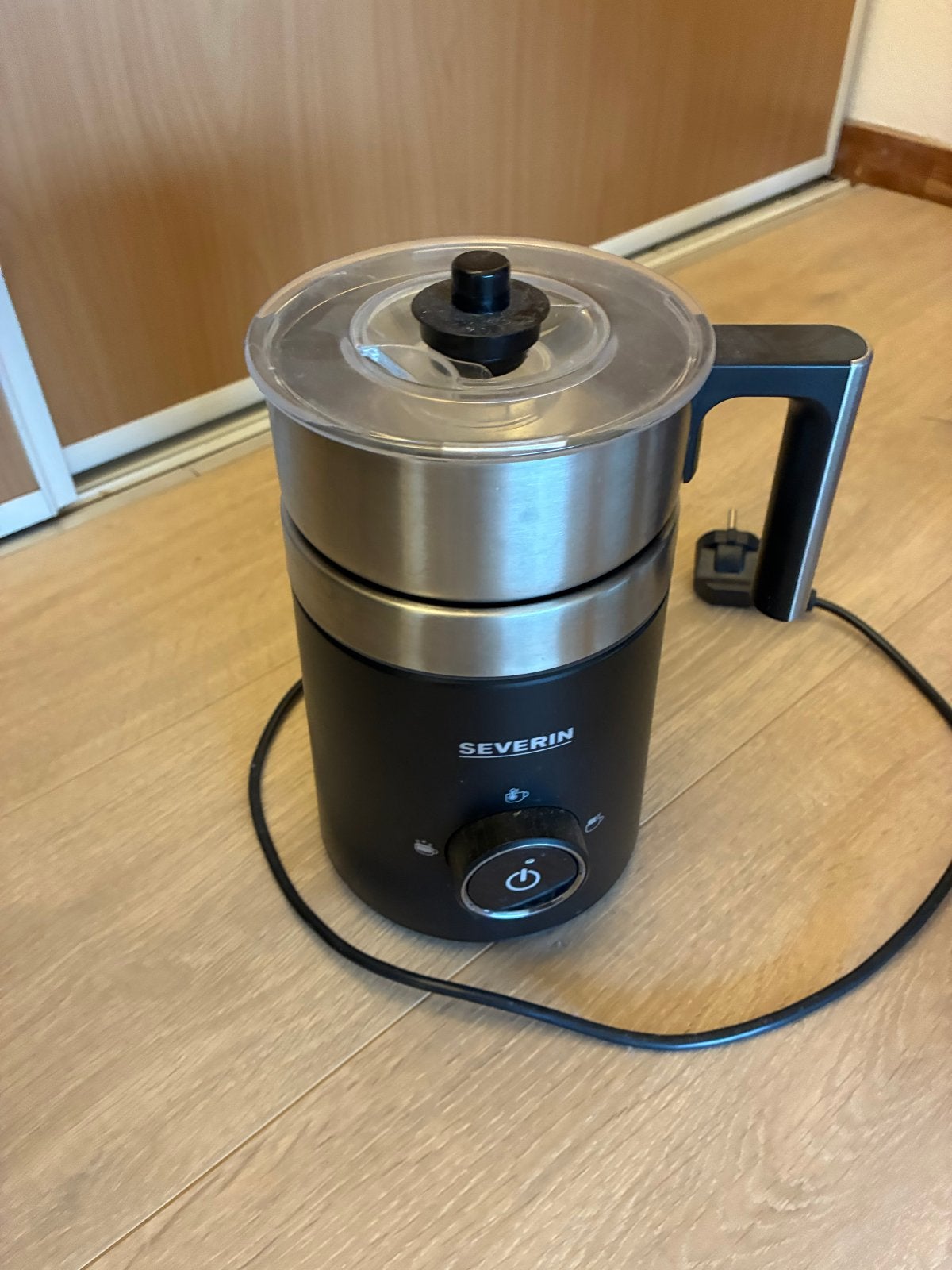 Severin Melkopschuimer - Perfect voor Latte Macchiato, Ophalen of Verzenden, Zo goed als nieuw, Elektrische melkopschuimer
