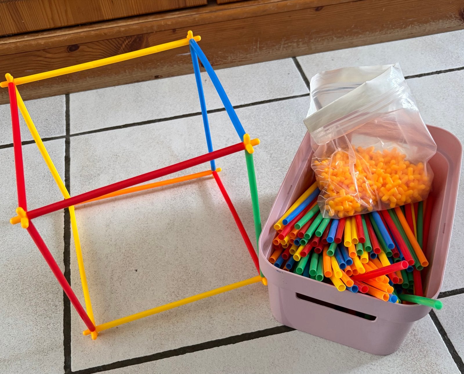 Bouwstaven en koppelstukken - Creatief Constructiespeelgoed, Ophalen of Verzenden, Gebruikt, Overige merken