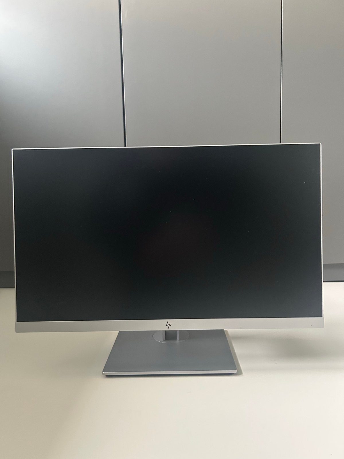 HP E243 Monitor - Full HD IPS Scherm, Computers en Software, Ophalen, IPS, In hoogte verstelbaar, Full HD