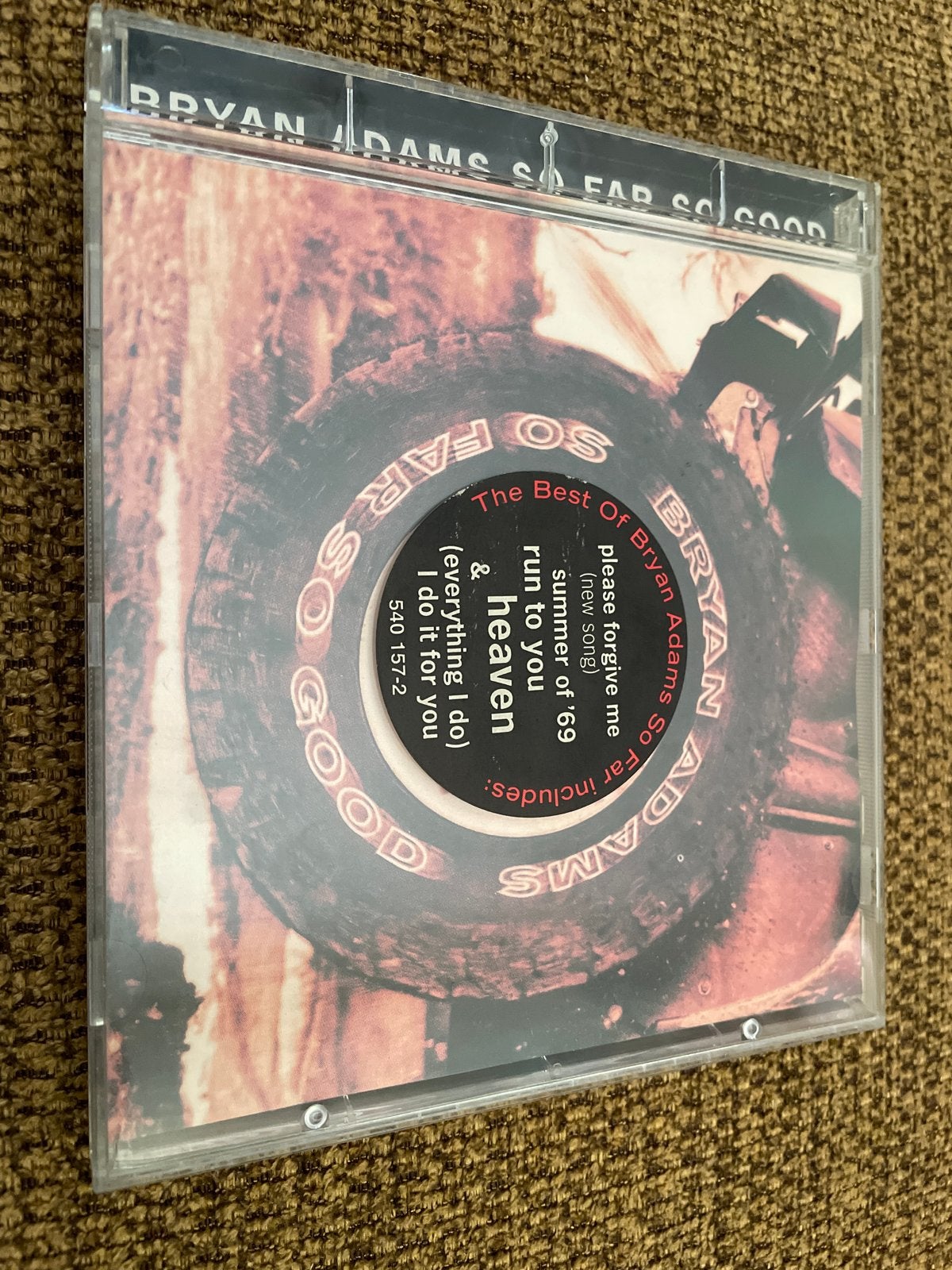 Bryan Adams - So Far So Good cd (Best Of), Gebruikt, Pop, Ophalen of Verzenden, Inclusief boekje